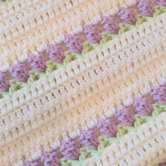 NEW ROSE BUD ORCHID/ WHITE BABY BLANKET 36 X 34 INCHES - Picture 6 of 8